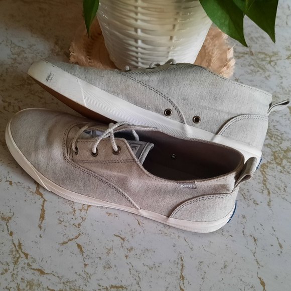 Keds Triumph Mid-Top Wool Sneakers Style# WF56627M- Heather Gray,  Size 10 - Picture 3 of 16